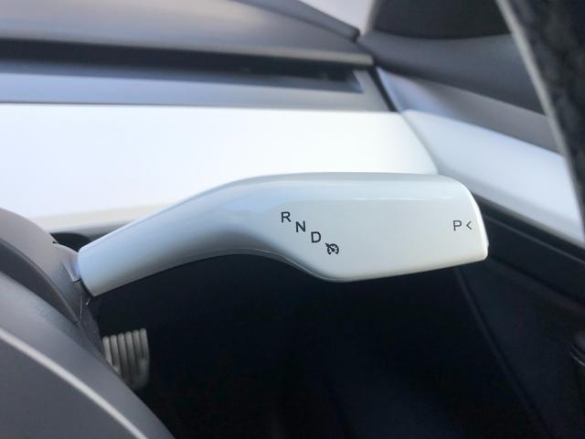 モデル３ スタンダードプラス　ＡＭＤＲｙｚｅｎ　ワンオーナー　ガラスルーフ　白革パワーシート　シートヒーター　電動リアゲート　ＥＴＣ　ステアリングヒーター　パワーシート（29枚目）