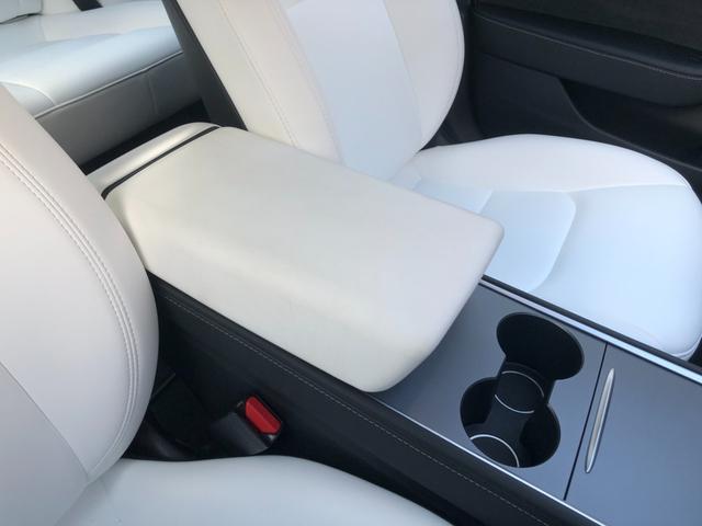 モデル３ スタンダードプラス　ＡＭＤＲｙｚｅｎ　ワンオーナー　ガラスルーフ　白革パワーシート　シートヒーター　電動リアゲート　ＥＴＣ　ステアリングヒーター　パワーシート（46枚目）