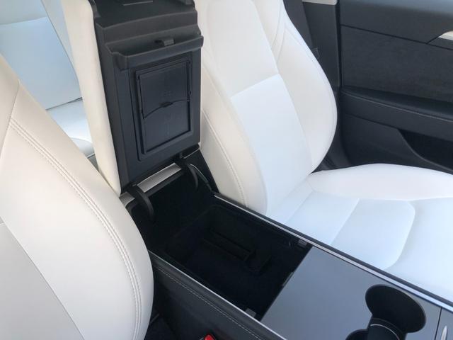 モデル３ スタンダードプラス　ＡＭＤＲｙｚｅｎ　ワンオーナー　ガラスルーフ　白革パワーシート　シートヒーター　電動リアゲート　ＥＴＣ　ステアリングヒーター　パワーシート（47枚目）