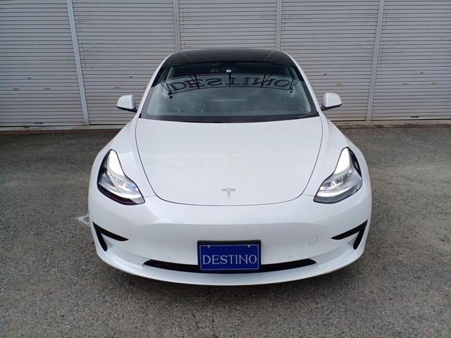 モデル3 スタンダードプラス ワンオーナー オートパイロット 黒レザーシート シートヒーター パワーシート 電動リアゲート サイドバックカメラ ステアリングヒーター パノラマガラスルーフ ETC(8枚目)