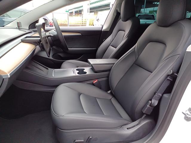 モデル3 スタンダードプラス ワンオーナー オートパイロット 黒レザーシート シートヒーター パワーシート 電動リアゲート サイドバックカメラ ステアリングヒーター パノラマガラスルーフ ETC(18枚目)