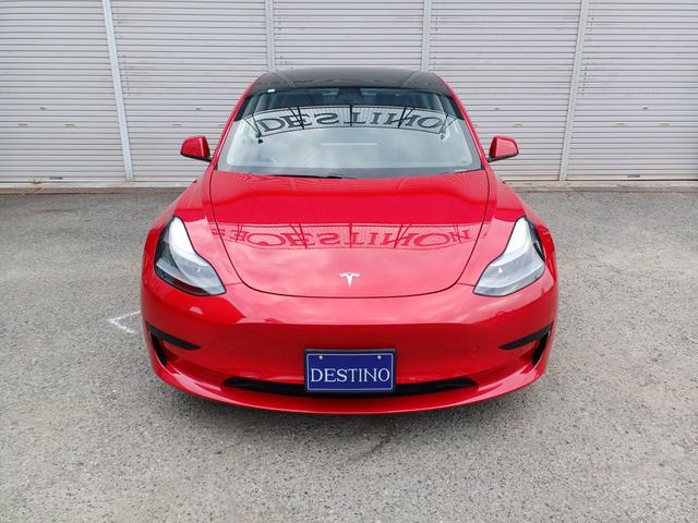 モデル3 スタンダードレンジプラス ワンオーナー オートパイロット パノラマガラスルーフ 黒革パワーシート シートヒーター 18インチAW ETC(4枚目)