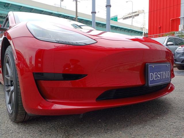 モデル3 スタンダードレンジプラス ワンオーナー オートパイロット パノラマガラスルーフ 黒革パワーシート シートヒーター 18インチAW ETC(43枚目)