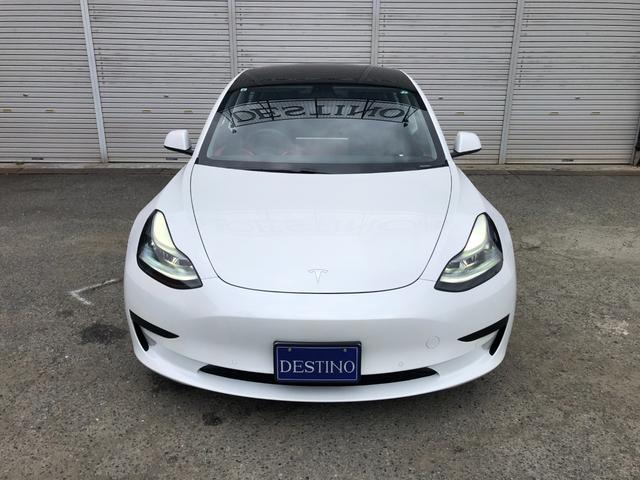 モデル3 スタンダードレンジプラス オートパイロット パノラマガラスルーフ バックサイドカメラ 黒革パワーシート シートヒーター 電動リアゲート ETC(7枚目)