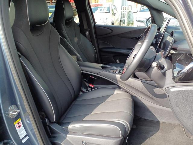 ドルフィン ロングレンジ　パノラマルーフ　ＡＣＣ　アップルカープレイ　パワーシート　シートヒーター　全周囲カメラ　ブラインドスポットインフォメーション　障害物センサー　純正１６インチＡＷ（6枚目）