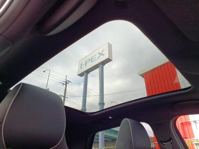 ドルフィン ロングレンジ　パノラマルーフ　ＡＣＣ　アップルカープレイ　パワーシート　シートヒーター　全周囲カメラ　ブラインドスポットインフォメーション　障害物センサー　純正１６インチＡＷ（8枚目）