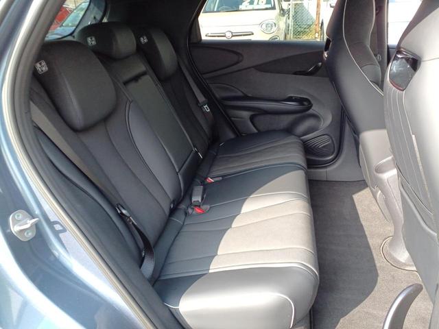 ドルフィン ロングレンジ　パノラマルーフ　ＡＣＣ　アップルカープレイ　パワーシート　シートヒーター　全周囲カメラ　ブラインドスポットインフォメーション　障害物センサー　純正１６インチＡＷ（23枚目）