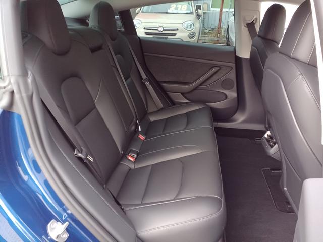 モデル３ スタンダードレンジプラス　ワンオーナー　オートパイロット　ナビ　パノラマガラスルーフ　黒レザーパワーシート　シートヒーター　ハンドルヒーター　電動リアゲート　バックサイドカメラ　障害物センサー　ＥＴＣ（22枚目）