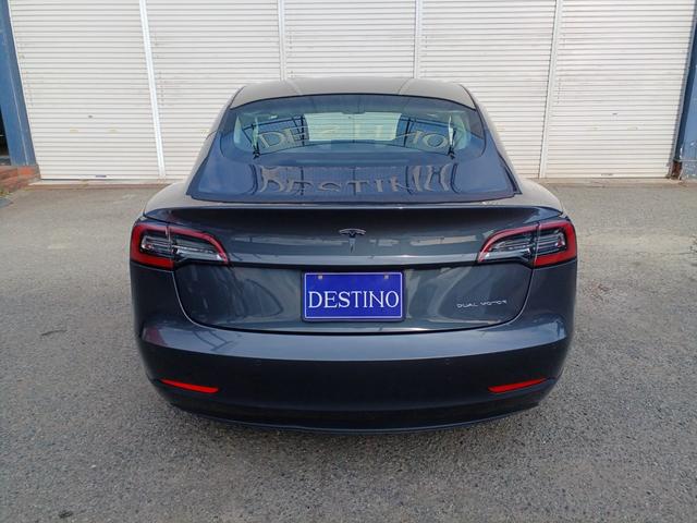 モデル3 ロングレンジ AWD オートパイロット 黒レザーパワーシート パノラマガラスルーフ シートヒーター ナビ バックサイドカメラ 障害物センサー 電動リアゲート ETC 19インチAW(10枚目)