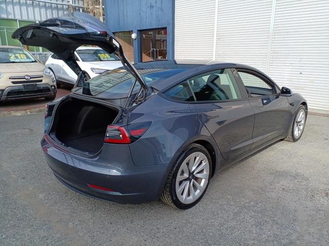 モデル3 ロングレンジ AWD オートパイロット 黒レザーパワーシート パノラマガラスルーフ シートヒーター ナビ バックサイドカメラ 障害物センサー 電動リアゲート ETC 19インチAW(11枚目)