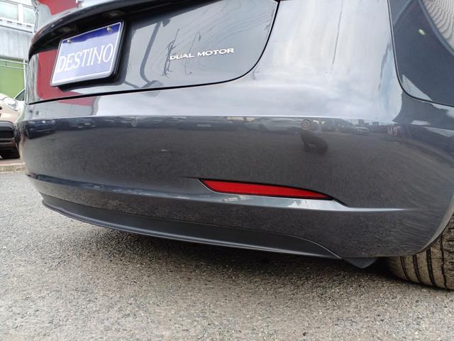 モデル3 ロングレンジ AWD オートパイロット 黒レザーパワーシート パノラマガラスルーフ シートヒーター ナビ バックサイドカメラ 障害物センサー 電動リアゲート ETC 19インチAW(48枚目)