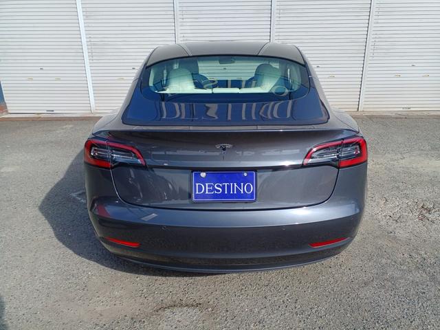 モデル3 スタンダードレンジプラス オートパイロット ナビ 白レザーパワーシート シートヒーター 電動リアゲート サイドリアカメラ パノラマガラスルーフ 障害物センサー ETC(10枚目)