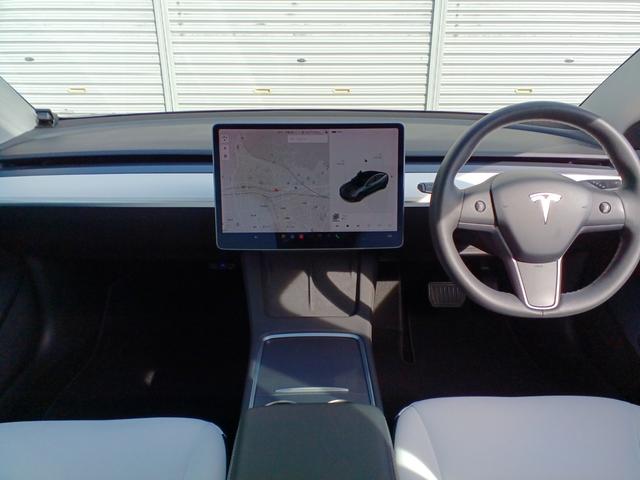 モデル3 スタンダードレンジプラス オートパイロット ナビ 白レザーパワーシート シートヒーター 電動リアゲート サイドリアカメラ パノラマガラスルーフ 障害物センサー ETC(17枚目)