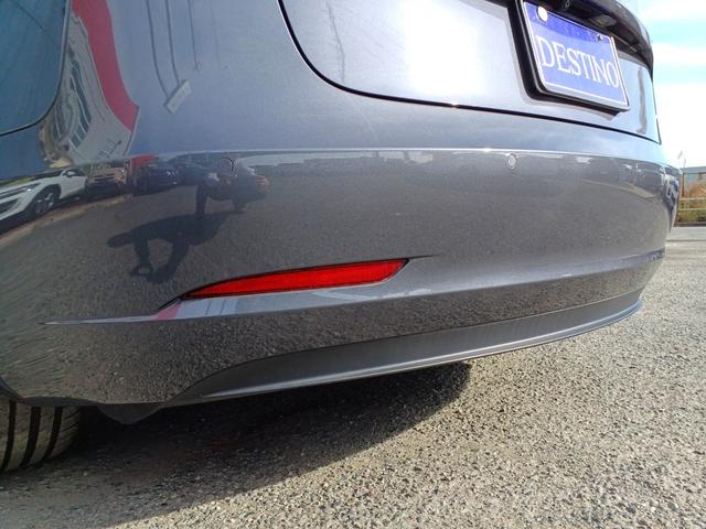 モデル3 スタンダードレンジプラス オートパイロット ナビ 白レザーパワーシート シートヒーター 電動リアゲート サイドリアカメラ パノラマガラスルーフ 障害物センサー ETC(42枚目)