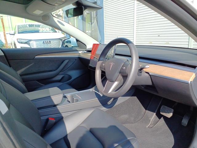 �����[�Ԏ��Ɋe�푀��X�C�b�`�̂������������Ē����܂��B���߂Ă̗A���ԍw�������������̂��q�l�������S�������B���掞�͂��q�l�ɓK�i�ȃV�[�g�|�W�V�����֒������Ē������w����̃C���[�W���ӂ���܂��ĉ������B