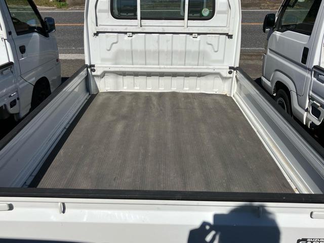 キャリイトラック ＫＣエアコン・パワステ　マニュアル５速／三方開／エアコン／パワーステアリング／新品タイヤ・アルミホイール／車検令和８年１１月（23枚目）