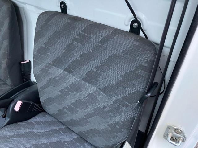 キャリイトラック ＫＣエアコン・パワステ　マニュアル５速／三方開／エアコン／パワーステアリング／新品タイヤ・アルミホイール／車検令和８年１１月（24枚目）