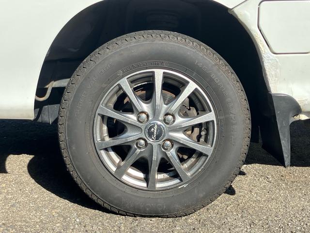 サンバートラック ＴＣ－ＳＣ　社外アルミホイール／三方開／４ＷＤ／スーパーチャージャー／エアコン／パワーステアリング／オートマ（7枚目）