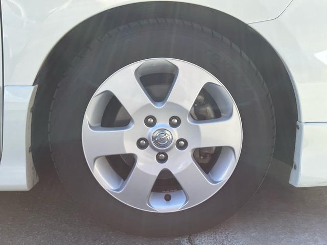 セレナ ハイウェイスター　Ｖセレクション　アルパインフリップダウンモニター／エアロバンパー／純正１６インチアルミホイール／両側電動スライドドア／純正ナビ・テレビ／バックカメラ／ＣＤ・ＤＶＤ再生／リアオートエアコン／８人乗り／車検令和９年９月（8枚目）