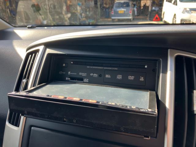 セレナ ハイウェイスター　Ｖセレクション　アルパインフリップダウンモニター／エアロバンパー／純正１６インチアルミホイール／両側電動スライドドア／純正ナビ・テレビ／バックカメラ／ＣＤ・ＤＶＤ再生／リアオートエアコン／８人乗り／車検令和９年９月（23枚目）