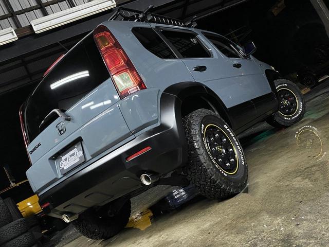 クロスロード ２０Ｘ　４ＷＤ★決算セール開催★期間限定５００００円値引き★　ワンオーナー　☆ＢＦグッドリッチ☆ＣＬＪカスタム☆ＭＩＬ：８　リフトアップ　シートヒーター　インテリアカラーＰＫＧ　ルーフキャリア＆ルーフラック（22枚目）