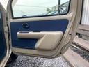 ☆運転席ドア☆フロントドアはボディ同色のワンポイントを!