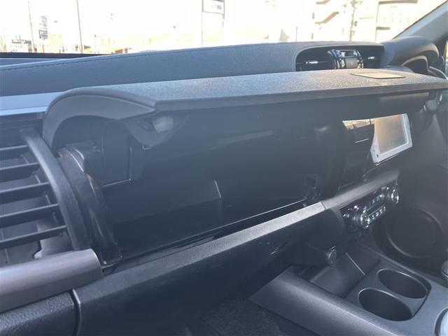 ハイラックス Ｚ　プリクラッシュＳ　運転席助手席エアバック　バックモニタ　パワーウインドウ　メモリーナビゲーション　切り替え４ＷＤ　パワステ　ＬＥＤヘッドランプ　アルミホイール　ＡＢＳ　オートエアコン　エアバック　ナビ（30枚目）