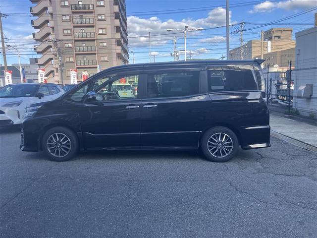 ヴォクシー ZS 煌 地上デジタル TSS 両側パワードア アイドリングストップ車 パワーウィンド 横滑防止 1オーナ ブルートゥースオーディオ Aライト 衝突安全ボディ 車線逸脱防止 整備記録簿 DVD可 電格ミラー(15枚目)