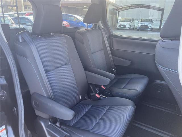 ヴォクシー ZS 煌 地上デジタル TSS 両側パワードア アイドリングストップ車 パワーウィンド 横滑防止 1オーナ ブルートゥースオーディオ Aライト 衝突安全ボディ 車線逸脱防止 整備記録簿 DVD可 電格ミラー(31枚目)