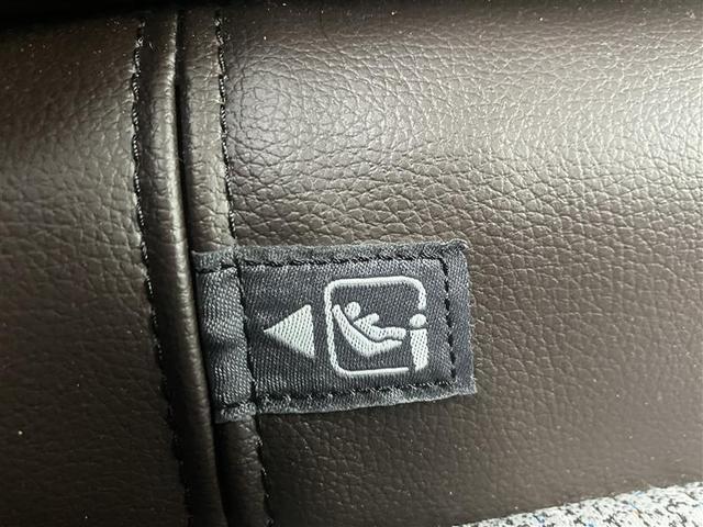 ヤリスクロス ハイブリッドZ アルミホイル LEDライト リアカメラ パワステ オートエアコン エアバッグ パワーウィンドウ ABS 緊急ブレーキ 運転席助手席エアバッグ(29枚目)