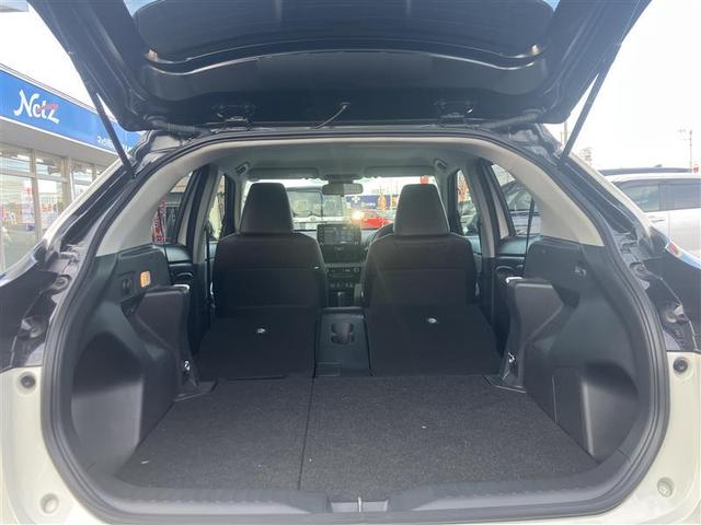 ヤリスクロス ハイブリッドZ アルミホイル LEDライト リアカメラ パワステ オートエアコン エアバッグ パワーウィンドウ ABS 緊急ブレーキ 運転席助手席エアバッグ(33枚目)