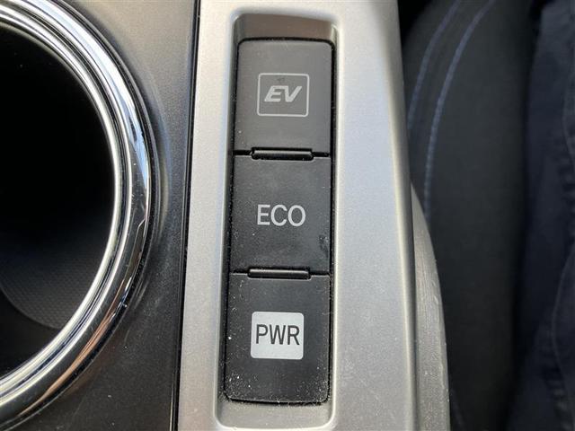 プリウスアルファ Ｓツーリングセレクション　Ｂカメ　地デジフルセグ　ナビ・テレビ　アルミ　スマ－トキ－　サイドエアバッグ　ＤＶＤ再生機能　ＬＥＤヘットライト　イモビライザー　助手席エアバック　キーフリー　ＥＴＣ車載器　ＡＢＳ　ＰＳ　エアコン（7枚目）