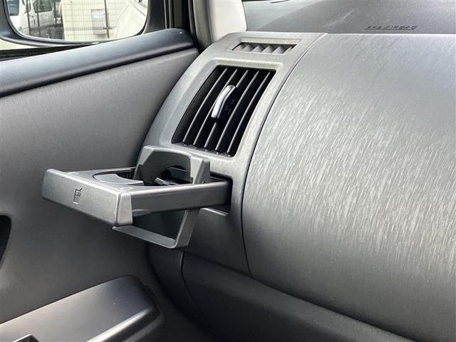 プリウスアルファ Ｓツーリングセレクション　Ｂカメ　地デジフルセグ　ナビ・テレビ　アルミ　スマ－トキ－　サイドエアバッグ　ＤＶＤ再生機能　ＬＥＤヘットライト　イモビライザー　助手席エアバック　キーフリー　ＥＴＣ車載器　ＡＢＳ　ＰＳ　エアコン（9枚目）