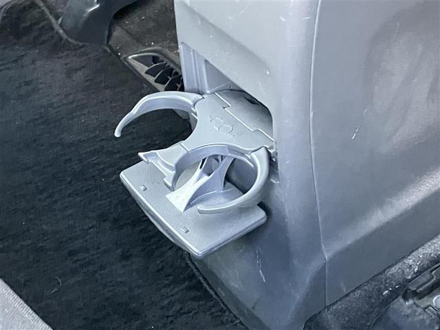 プリウスアルファ Ｓツーリングセレクション　Ｂカメ　地デジフルセグ　ナビ・テレビ　アルミ　スマ－トキ－　サイドエアバッグ　ＤＶＤ再生機能　ＬＥＤヘットライト　イモビライザー　助手席エアバック　キーフリー　ＥＴＣ車載器　ＡＢＳ　ＰＳ　エアコン（19枚目）