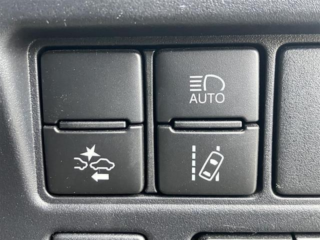 ヴォクシー ZS 煌II スマートキー・プッシュスタート バックガイドモニター セキュリティアラーム 両側パワスラドア 1オーナー ETC車載器 地デジテレビ VSC LEDライト 助手席エアバック キーレスエントリー AC(9枚目)