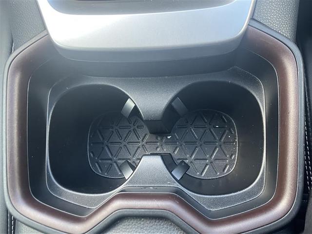 ＲＡＶ４ ハイブリッドＧ　衝突被害軽減装置　バックモニター　ＬＥＤヘッドライト　ＡＷＤ　パワステ　ＡＡＣ　ナビ　カーテンエアバック　エアバッグ　ＡＷ　パワーウィンドウ　ＡＢＳ（31枚目）