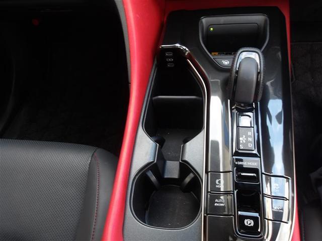 クラウンスポーツ ＲＳ　サンルーフ　バックカメラ　ＥＴＣ　４ＷＤ　パワーシート　クルーズコントロール　盗難防止装置　横滑り防止機能　キーレス　スマートキー　ワンオーナ　衝突被害軽減ブレーキ　ＡＣ１００Ｖ　ＬＥＤヘッド（21枚目）