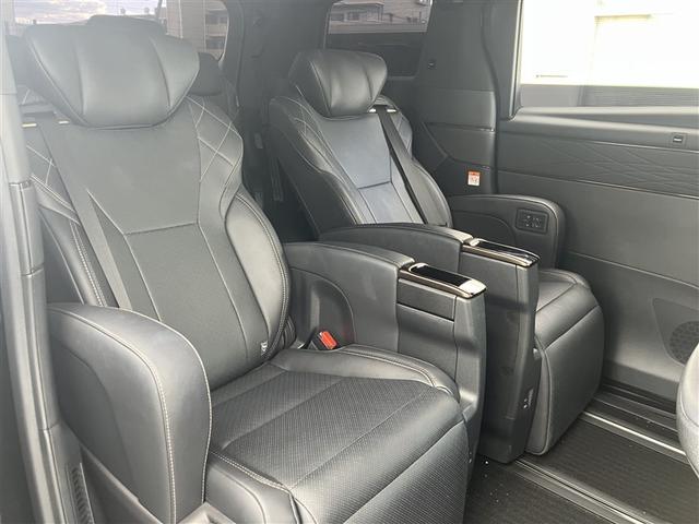 ヴェルファイアハイブリッド Ｚ　プレミア　衝突被害軽減ブレーキ　Ｂモニター　ダブルエアコン　ムーンＲ　フルセグ地デジＴＶ　両側Ｐスライドドア　記録簿　エアバッグ　電動シート　ＬＥＤライト　本革シート　ＴＶ　アルミホイール　ＥＴＣ（18枚目）