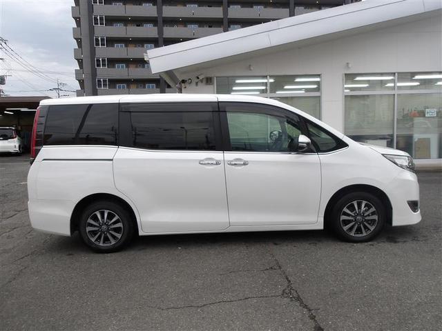 エスクァイア ハイブリッドＧｉプレミアムパッケジブラックテーラード　誤発進抑制機能　ドライブレコーダ　ナビ　Ｂカメラ　スマートキー　ＬＥＤランプ　ＥＴＣ車載器　アルミ　キーレス　ＡＢＳ　ＤＶＤ再生　３列シート　メモリーナビ　オートエアコン　エアバッグ　デュアルエアコン（9枚目）