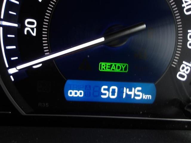 エスクァイア ハイブリッドＧｉプレミアムパッケジブラックテーラード　誤発進抑制機能　ドライブレコーダ　ナビ　Ｂカメラ　スマートキー　ＬＥＤランプ　ＥＴＣ車載器　アルミ　キーレス　ＡＢＳ　ＤＶＤ再生　３列シート　メモリーナビ　オートエアコン　エアバッグ　デュアルエアコン（11枚目）