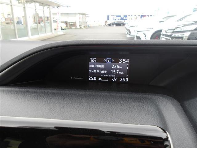 エスクァイア ハイブリッドＧｉプレミアムパッケジブラックテーラード　誤発進抑制機能　ドライブレコーダ　ナビ　Ｂカメラ　スマートキー　ＬＥＤランプ　ＥＴＣ車載器　アルミ　キーレス　ＡＢＳ　ＤＶＤ再生　３列シート　メモリーナビ　オートエアコン　エアバッグ　デュアルエアコン（13枚目）