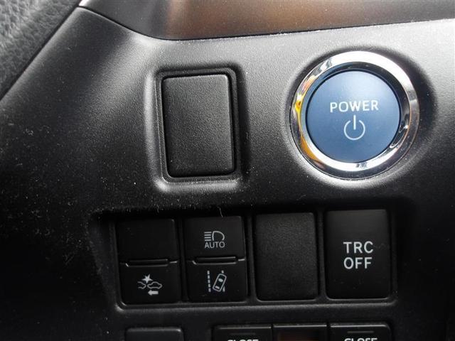 エスクァイア ハイブリッドＧｉプレミアムパッケジブラックテーラード　誤発進抑制機能　ドライブレコーダ　ナビ　Ｂカメラ　スマートキー　ＬＥＤランプ　ＥＴＣ車載器　アルミ　キーレス　ＡＢＳ　ＤＶＤ再生　３列シート　メモリーナビ　オートエアコン　エアバッグ　デュアルエアコン（21枚目）