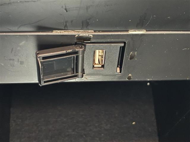 アルファード ２．５Ｓ　タイプゴールドＩＩＩ　半革シート　ＢＴ接続　クリアランスソナー　レーンアシスト　オートハイビーム　ＴＳＳ　ＢＭ　クルコン　オートライト　ＥＴＣ２．０　ＡＣ１００Ｖ電源　ＬＥＤヘッドライト　ナビ　ワンオーナー　ＤＶＤ　ＡＢＳ（9枚目）