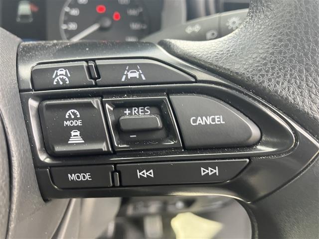 ヤリス ハイブリッドX パワーステアリング 助手席エアバッグ サイドエアバッグ ABS エアコン 衝突被害軽減システム Bカメラ(4枚目)