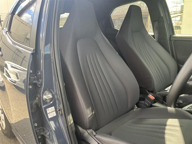 ヤリス ハイブリッドX パワーステアリング 助手席エアバッグ サイドエアバッグ ABS エアコン 衝突被害軽減システム Bカメラ(17枚目)