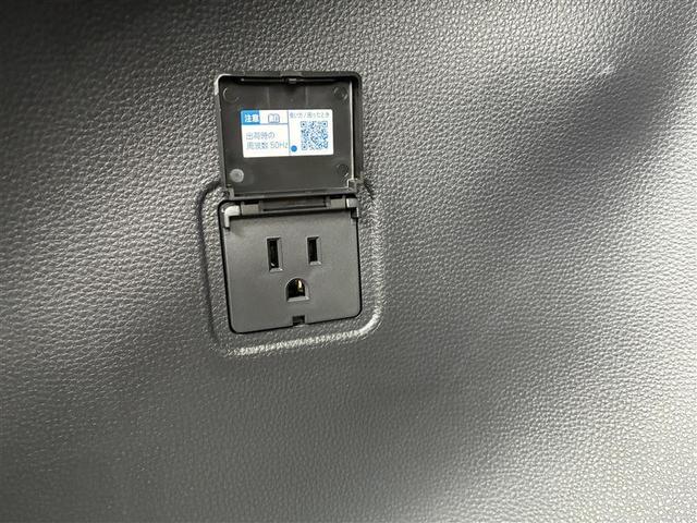 カローラクロス ハイブリッド　Ｚ　ＰＣＳ　ＬＤＡ　ｂｌｕｅｔｏｏｔｈ　電動格納ミラー　ＥＴＣ２．０　ＬＥＤヘッドライト　Ｂカメラ　パーキングセンサー　インテリジェントキー　パワーシート　シートヒーター　オートライト　キーフリー　記録簿（8枚目）