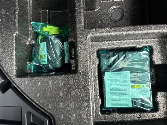 カローラクロス ハイブリッド　Ｚ　ＰＣＳ　ＬＤＡ　ｂｌｕｅｔｏｏｔｈ　電動格納ミラー　ＥＴＣ２．０　ＬＥＤヘッドライト　Ｂカメラ　パーキングセンサー　インテリジェントキー　パワーシート　シートヒーター　オートライト　キーフリー　記録簿（26枚目）