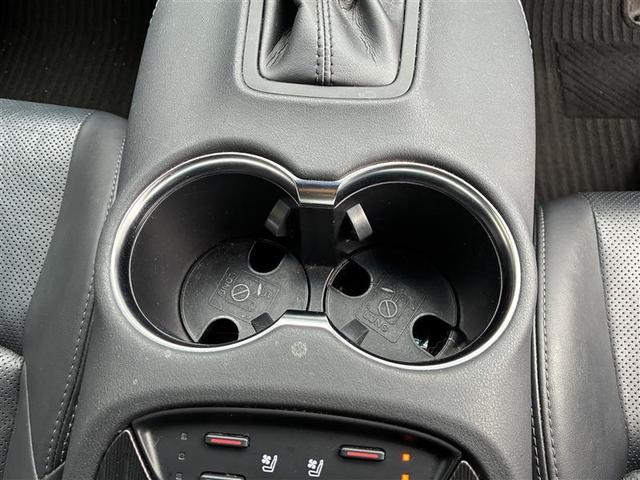 ハリアーハイブリッド Ｚ　レザーパッケージ　Ｃソナー　全方位モニタ　電動トランク　電動格納ミラー　車線逸脱警報装置　パノラマサンルーフ　ＢＴオーディオ　エアロ　横滑防止　盗難防止システム　オートハイビーム　シートクーラー　Ｂモニター　ＵＳＢ接続（17枚目）