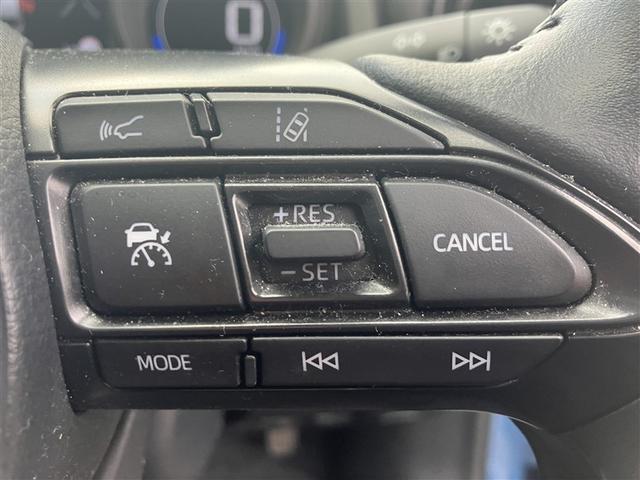 ヤリスクロス ハイブリッドＧ　ＴＳＳ　記録簿有　エアコン　ＬＥＤヘッドライト　パワーウィンド　Ｗエアバック　サイドエアバッグ　エアバッグ　アルミ　ＡＢＳ　パワステ（4枚目）