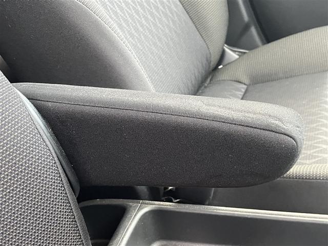 ヤリスクロス ハイブリッドＧ　ＴＳＳ　記録簿有　エアコン　ＬＥＤヘッドライト　パワーウィンド　Ｗエアバック　サイドエアバッグ　エアバッグ　アルミ　ＡＢＳ　パワステ（29枚目）